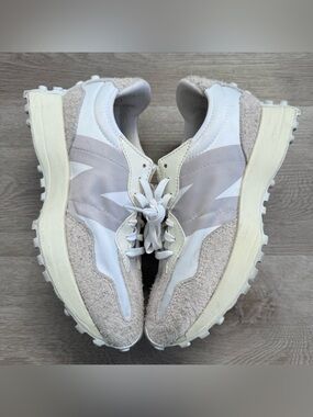 New Balance 327 White Moonbeam Shoes Suede Sneakers Womens Size 7 WS327SFD Rare